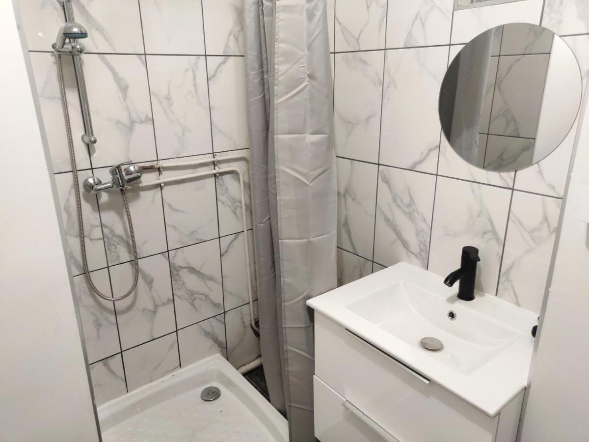 Appartement Beau Studio pour 2 personnes 4 min pied Melun Gare Extérieur photo