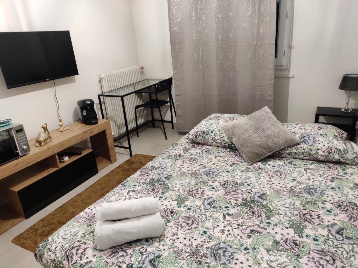 Appartement Beau Studio pour 2 personnes 4 min pied Melun Gare Extérieur photo